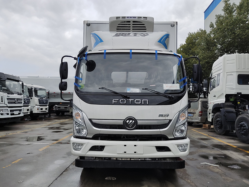 国六 5米福田奥铃医疗废物车