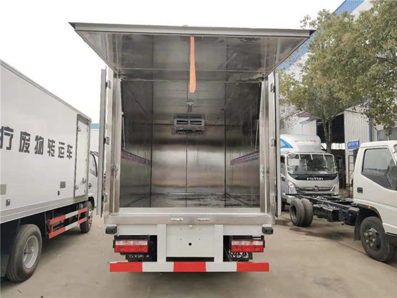 5.1米厢长福田欧马可医疗废物转运车（国六）